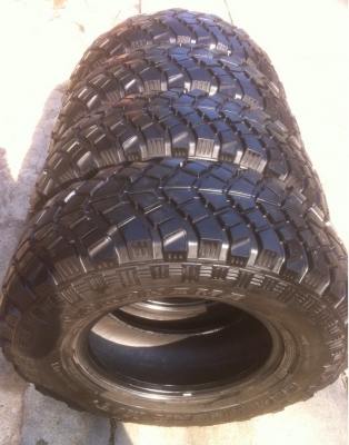 ขายยาง mud 265/75/16 ปี 13 ขายยาง mud 265/75/16 ปี 13