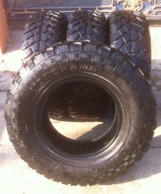 ขายยาง mud 265/75/16 ปี 13