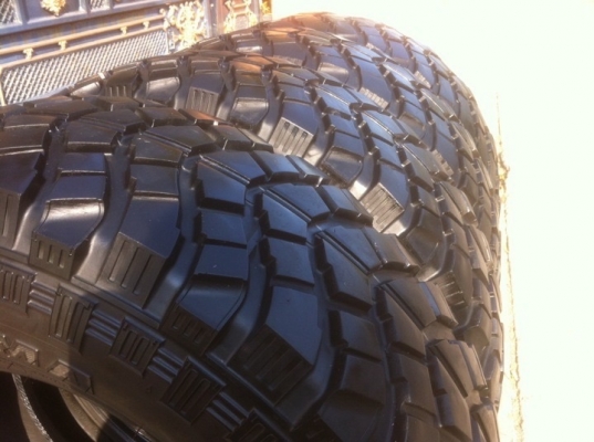 ขายยาง mud 265/75/16 ปี 13 ขายยาง mud 265/75/16 ปี 13