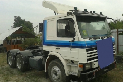 รถบรรทุกหัวลาก UD ติดต่อคุณนริศ 081-733-5156 รถบรรทุกหัวลาก UD ติดต่อคุณนริศ 081-733-5156