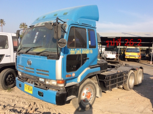 รถบรรทุกหัวลาก UD ติดต่อคุณนริศ 081-733-5156