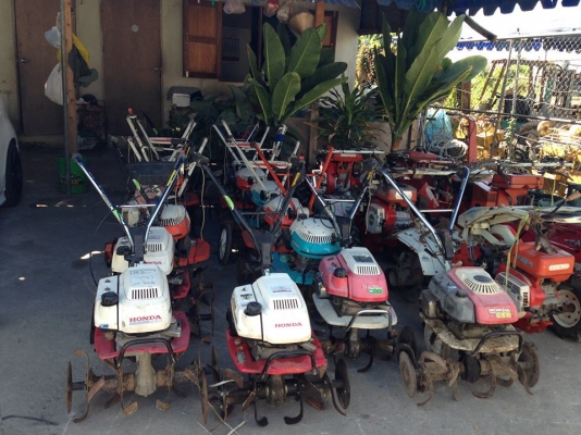 รถพรวนดิน เครื่องพรวนดิน lot ใหม่มาแล้วจ้า!!! สเปคยกร่อง สาดร่อง มีสโตกเกียร์ รุ่นยอดฮิต สำหรับงานหน่อไม้ฝรั่ง ข่า เผือก ปลูกผัก ฯลฯ หรือเพิ่มเติมไดที่ www.nihonmono.com รถพรวนดิน เครื่องพรวนดิน lot ใหม่มาแล้วจ้า!!! สเปคยกร่อง สาดร่อง มีสโตกเกียร์ รุ่นยอดฮิต สำหรับงานหน่อไม้ฝรั่ง ข่า เผือก ปลูกผัก ฯลฯ หรือเพิ่มเติมไดที่ www.nihonmono.com