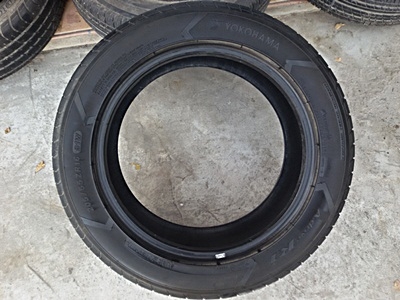 ขายยาง205/55/16 ปี 2911 YOKOHAMA Adrive 4 เส้น