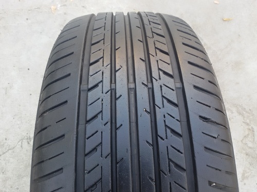 ขายยาง205/55/16 ปี 2212 DEESTONE NAKARA  1 คู่