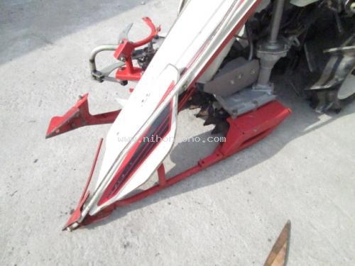 รถเกี่ยวข้าวเดินตาม   MITSUBISHI     MB40   รหัสสินค้า : 14001751   หรือเพิ่มเติมไดที่ www.nihonmono.com