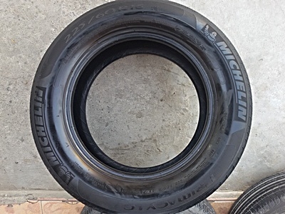 ขายยาง225/60/16 ปี 0811 MICHERLIN PRIMACY 4 เส้น