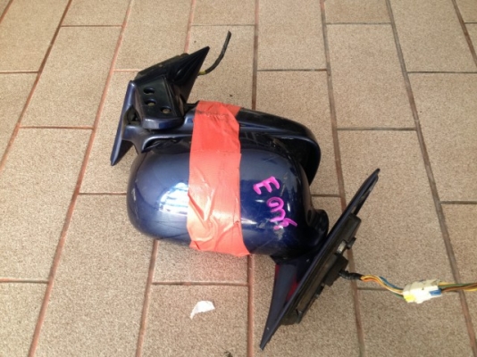 กระจกมองข้างมิตซู E CAR ของเก่าญี่ปุ่นสภาพสวย กระจกมองข้างมิตซู E CAR ของเก่าญี่ปุ่นสภาพสวย