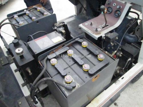รถกวาดขยะ TOYOTA 20B12 รหัสสินค้า : 14001786 หรือเพิ่มเติมไดที่ www.nihonmono.com รถกวาดขยะ TOYOTA 20B12 รหัสสินค้า : 14001786 หรือเพิ่มเติมไดที่ www.nihonmono.com