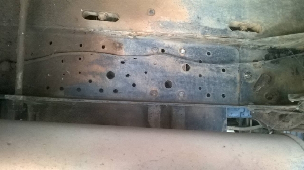 ขาย 4 ล้อโดยสาร เครื่อง 4JG2 100 แรงม้า คัสซีสวย เบาะกับโครงหลังคาดี ทะเบียนพร้อมโอน ราคาต่อรองได้ครับ