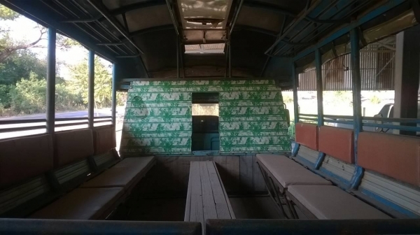 ขาย 4 ล้อโดยสาร เครื่อง 4JG2 100 แรงม้า คัสซีสวย เบาะกับโครงหลังคาดี ทะเบียนพร้อมโอน ราคาต่อรองได้ครับ