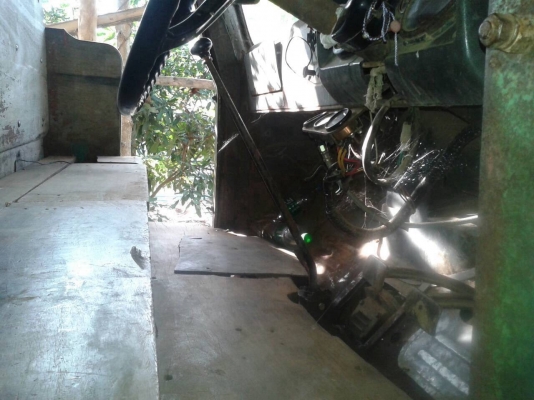 ขายแพคคู่ไม่แยกขาย แบคโฮ KOMATSU PC100-3 กับ เทนเลอร์หัวยาว 2 เพลา เครื่อง EH700 168 แรงม้า ช่วงล่าง FUSO ทะเบียนพร้อมโอนครับ