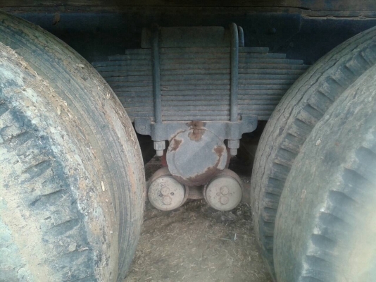 ขายแพคคู่ไม่แยกขาย แบคโฮ KOMATSU PC100-3 กับ เทนเลอร์หัวยาว 2 เพลา เครื่อง EH700 168 แรงม้า ช่วงล่าง FUSO ทะเบียนพร้อมโอนครับ