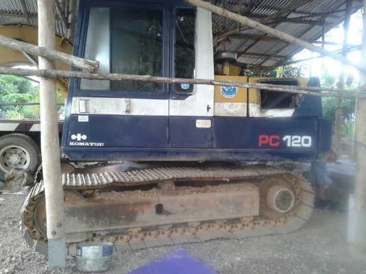 ขายแพคคู่ไม่แยกขาย แบคโฮ KOMATSU PC100-3 กับ เทนเลอร์หัวยาว 2 เพลา เครื่อง EH700 168 แรงม้า ช่วงล่าง FUSO ทะเบียนพร้อมโอนครับ