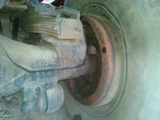 ขายแพคคู่ไม่แยกขาย แบคโฮ KOMATSU PC100-3 กับ เทนเลอร์หัวยาว 2 เพลา เครื่อง EH700 168 แรงม้า ช่วงล่าง FUSO ทะเบียนพร้อมโอนครับ