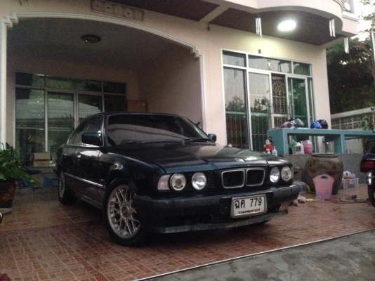 รถบ้านE34บิ๊กโน๊ตเครื่อง1J VVTIดีเดินเรียบ ช่วงล่างดีนิ้มนุ่มเลี้ยวไม่ดัง ติดแก๊ส ราคาถูกๆๆครับ
