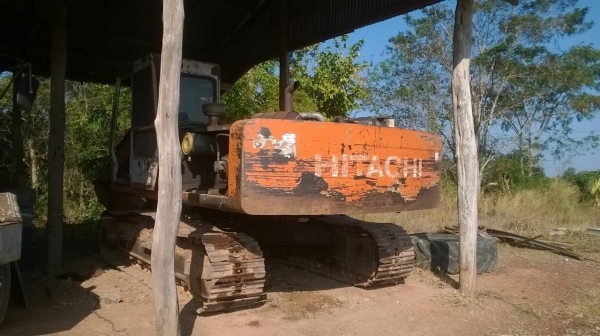 ขายแพคคู่ไม่แยกขายนะครับ เอกสารสัญญาซื้อขายทั้ง 2 คัน แบคโฮ HITACHI EX200-2 กับเทนเลอร์เรียล เครื่อง 185 แรงม้า  เพาวเวอร์ เบรคลมดัน ราคาต่อรองได้ครับ