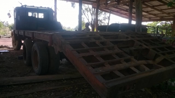 ขายแพคคู่ไม่แยกขายนะครับ เอกสารสัญญาซื้อขายทั้ง 2 คัน แบคโฮ HITACHI EX200-2 กับเทนเลอร์เรียล เครื่อง 185 แรงม้า  เพาวเวอร์ เบรคลมดัน ราคาต่อรองได้ครับ