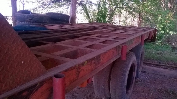 ขายแพคคู่ไม่แยกขายนะครับ เอกสารสัญญาซื้อขายทั้ง 2 คัน แบคโฮ HITACHI EX200-2 กับเทนเลอร์เรียล เครื่อง 185 แรงม้า  เพาวเวอร์ เบรคลมดัน ราคาต่อรองได้ครับ