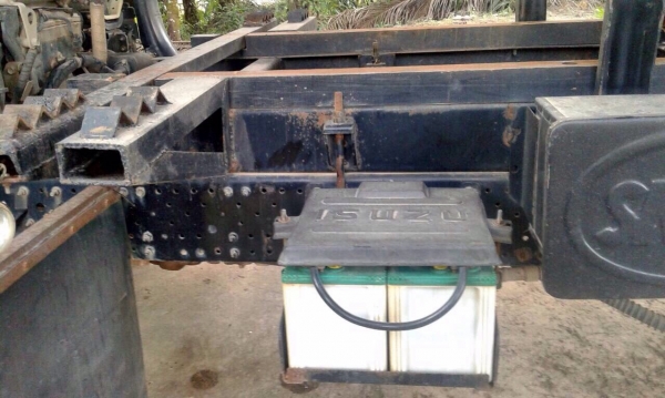ขายรถ6ล้อดั้มพ์ ISUZU ELF NPR เครื่อง 150 แรงม้า ปี 51 วิ่ง 1xx,xxx ก.ม.สนใจโทร 081-970-1072