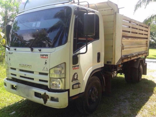 รถอีซูซุ  6  ล้อดั้ม 150 แรงม้า. ปี 52  สนใจติดต่อ 081 - 6079515