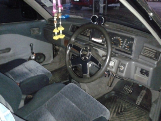 ขายรถ นิสสันสแตนซ่า พร้อมโอน 28000ราคาต่อรองได้ครับ พรบไม่ขาดต่อ 58 แปลงไฟหน้าหลังA31 lpg