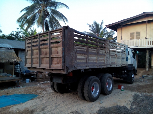 ขายกระบะสิบล้อครบชุด