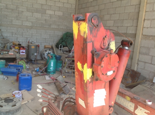 ขายสด  ผ่อน  หกล้อดาวน์ 100000  NQR  66 เครื่อง 4HF1 ติดเครน 2.5 t 4ปอก 3 ชัก