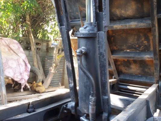 ((ร้านรุ่งโรจน์ 082-1057078)ขายดั้ม HINO ซุปเปอร์เสี่ยแท้ 120 แรงม้า(ลูกค้ายโสธรมารับรถกลับบ้านเรียบร้อยแล้ว)(รถห้างแท้ )ราคาถูกๆ เกียร์สั้นแท้  สวยมากๆ ตัวจริงสวยกว่ารูปเยอะ ดั้มใหญ่ยิงหน้า6ตัน เครื่องแน่น แห้ง แรงดีสุดๆ(ไม่มีไอ) ร