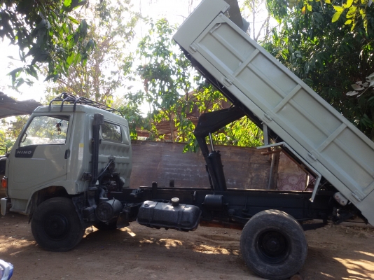 ((ร้านรุ่งโรจน์ 082-1057078)ขายดั้ม HINO ซุปเปอร์เสี่ยแท้ 120 แรงม้า(ลูกค้ายโสธรมารับรถกลับบ้านเรียบร้อยแล้ว)(รถห้างแท้ )ราคาถูกๆ เกียร์สั้นแท้  สวยมากๆ ตัวจริงสวยกว่ารูปเยอะ ดั้มใหญ่ยิงหน้า6ตัน เครื่องแน่น แห้ง แรงดีสุดๆ(ไม่มีไอ) ร