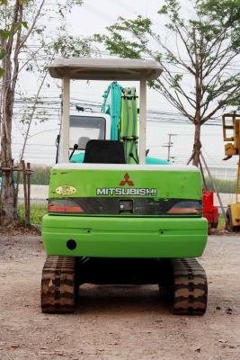 ขายรถแบคโฮ MITSUBISHI MM35 (เท่าPC35) คอลโทรลสั้น ปั้มนิ้ว ติดต่อ 086-775-7900, 086-324-1992 ขายรถแบคโฮ MITSUBISHI MM35 (เท่าPC35) คอลโทรลสั้น ปั้มนิ้ว ติดต่อ 086-775-7900, 086-324-1992