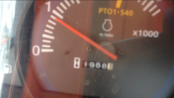 รถไถ KUBOTA L3608 มีภาพวีดีโอ อายุการใช้งาน 1988 ชั่วโมง พร้อมอุปกรณ์ 3 รายการ ผานดันหน้า โรตารี ผาน 6 เครื่ิองดี ราคา315,000 บาท รถสวยสภาพ 90\% พร้อมใช้งานรถสวยสภาพเดิมๆ สนใจติดต่อ คุณชัยยา สตึก โทร 081-9972972 089-9451778