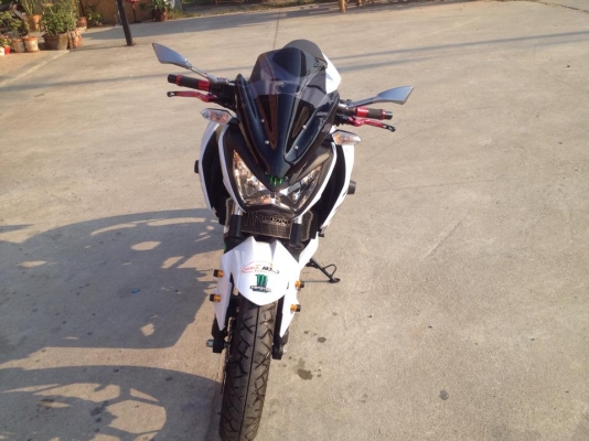 ขาย Kawazaki Z250 สีขาว ก ค 56 สภาพป้ายแดง ใช้งานน้อย 268 กม