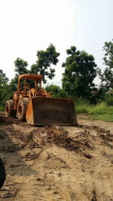 ขายรถตัก CAT 950 สภาพสวยพร้อมใช้ ต่อรองได้ ติดต่อได้ที่คุณ อ๊อฟ พิจิตร 086-737-9991