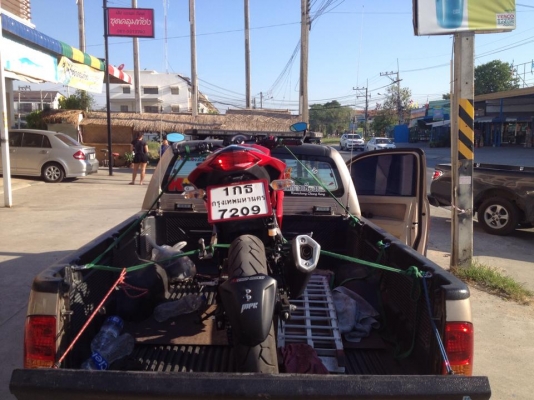 ขาย Kawazaki Z250 สีแดง เมษา 56 สภาพป้ายแดง สวย ๆ เดิม ๆ ขาย Kawazaki Z250 สีแดง เมษา 56 สภาพป้ายแดง สวย ๆ เดิม ๆ