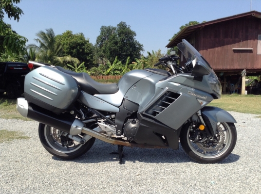 ธารนนทบุรี///ขาย KAWASAKI GTR1400 ปี 2010 สภาพนางฟ้าครับ พร้อมออกทริปกันยาวๆครับ เอกสารทะเบียน ราคา 550,000 บาท ธารนนทบุรี///ขาย KAWASAKI GTR1400 ปี 2010 สภาพนางฟ้าครับ พร้อมออกทริปกันยาวๆครับ เอกสารทะเบียน ราคา 550,000 บาท