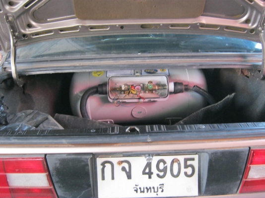 BMW E30 ซาก19000 BMW E30 ซาก19000