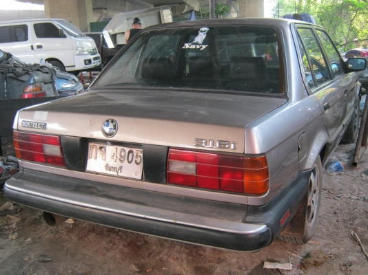 BMW E30 ซาก19000 BMW E30 ซาก19000
