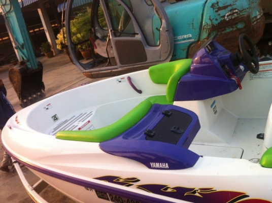 Jet Boat Yamaha 135 hp 95 ชั่วโมง