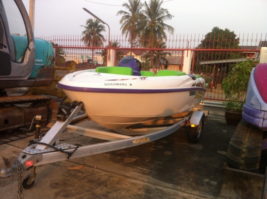 Jet Boat Yamaha 135 hp 95 ชั่วโมง