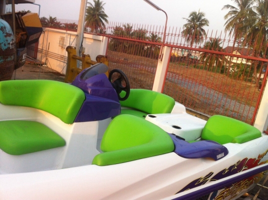 Jet Boat Yamaha 135 hp 95 ชั่วโมง