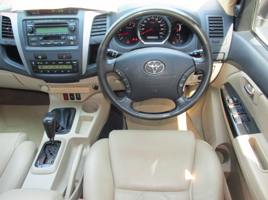 TOYOTA FORTUNER 3.0 V SMAT 4WD ปี 2008 รถสวย ราคาถูก ไม่มีชน ไม่มีจมน้ำ