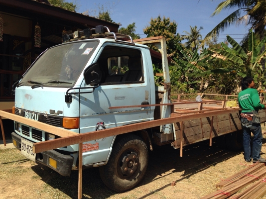 ขาย 6 ล้อ Isuzu Nkr 110 หัวบาง ขาย 6 ล้อ Isuzu Nkr 110 หัวบาง