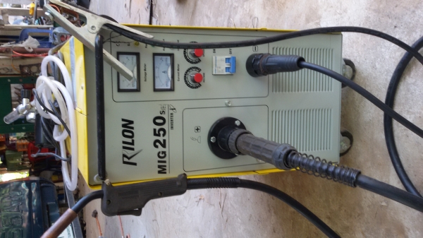 ขายตู้เชื่อมมิกซ์ ถูกๆ ขายตู้เชื่อมมิกซ์ ถูกๆ