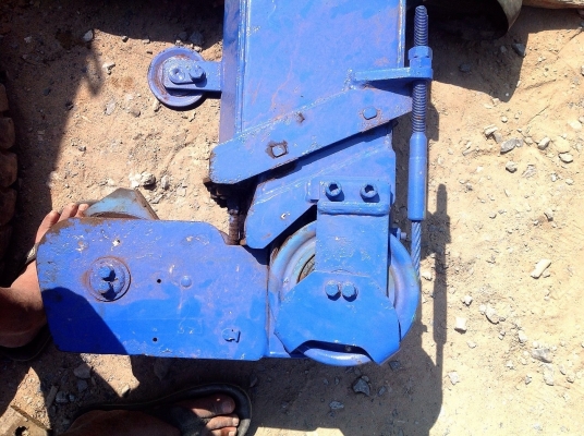 เครนติดหลังรถบรรทุก TADANO ท้องวี 5 เหลี่ยม เก่านอกแท้ ๆ