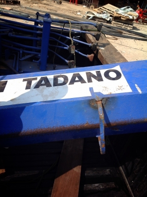 เครนติดหลังรถบรรทุก TADANO ท้องวี 5 เหลี่ยม เก่านอกแท้ ๆ