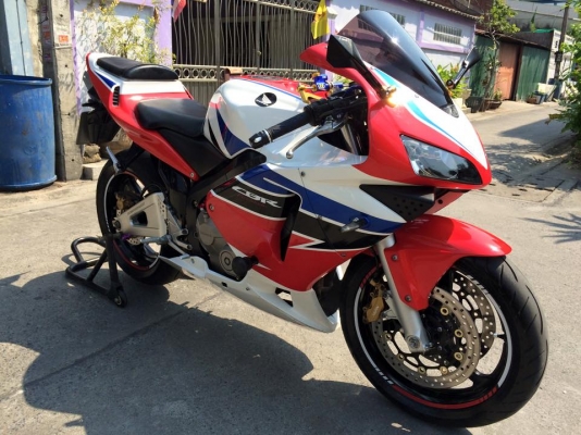 CBR 600 RR ปี 04 แต่งแน่นๆ ทะเบียนแท้ๆ 215,000 บาท รับซื้อขายแลกเปลี่ยน CBR 600 RR ปี 04 แต่งแน่นๆ ทะเบียนแท้ๆ 215,000 บาท รับซื้อขายแลกเปลี่ยน