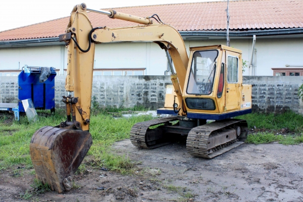 ขายแม็คโค KOMATSU PC60-2 นำเข้าจากญี่ปุ่น สภาพสวยมาก พร้อมใช้งาน ติดต่อ 086-775-7900, 086-324-1992 ขายแม็คโค KOMATSU PC60-2 นำเข้าจากญี่ปุ่น สภาพสวยมาก พร้อมใช้งาน ติดต่อ 086-775-7900, 086-324-1992