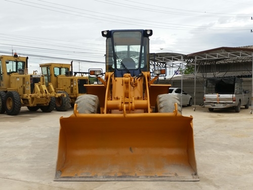 !! ด่วน โปรโมชั่นล้างสต๊อก !! ขายรถตักล้อยาง  KOMATSU รุ่น WA180-1 นำเข้าจากสหรัฐอเมริกา ไม่เคยใช้งานในไทย เอกสารครบ