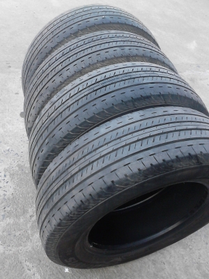 215/65R16 BRIDGESTONE DURAVIS R611 ( หายาก ) ชุด 4 เส้น ปี2012 TEL.081-427-3941 215/65R16 BRIDGESTONE DURAVIS R611 ( หายาก ) ชุด 4 เส้น ปี2012 TEL.081-427-3941