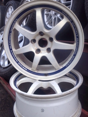 ขาย ล้อขอบ17 ครับมี2วง ไม่มีซ้อม ไม่ดุ้งครับแท้นอก